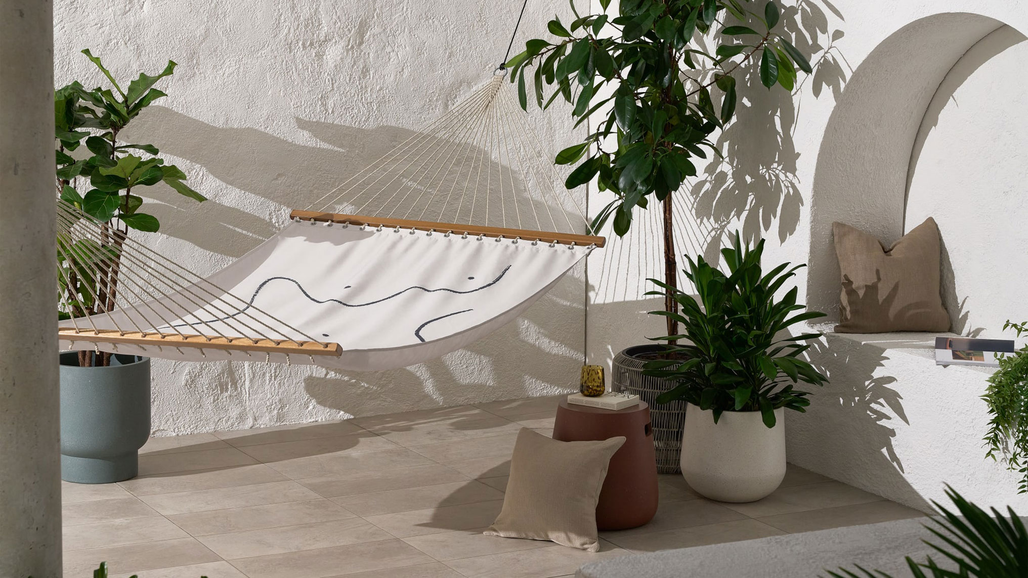 Садовый гамак: Varena Body Outline Hammock