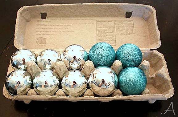 Хранение орнаментов в картонных коробках для яиц # Рождество # хранение # организация #decorhomeideas