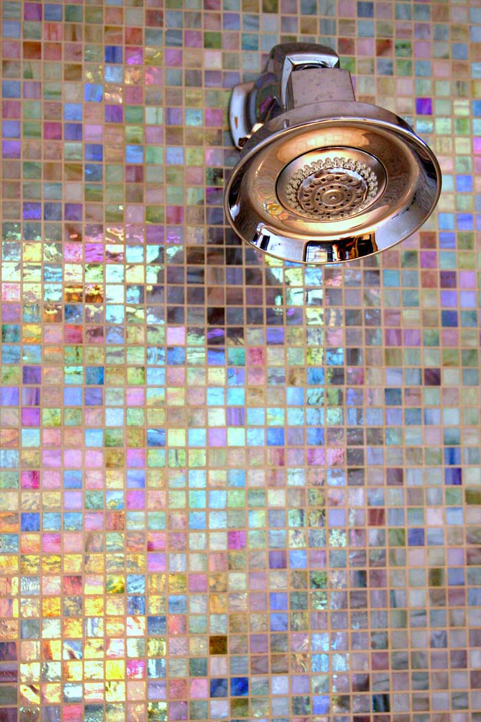Многоцветная мозаика квадраты #showertiles #tiles #decorhomeideas