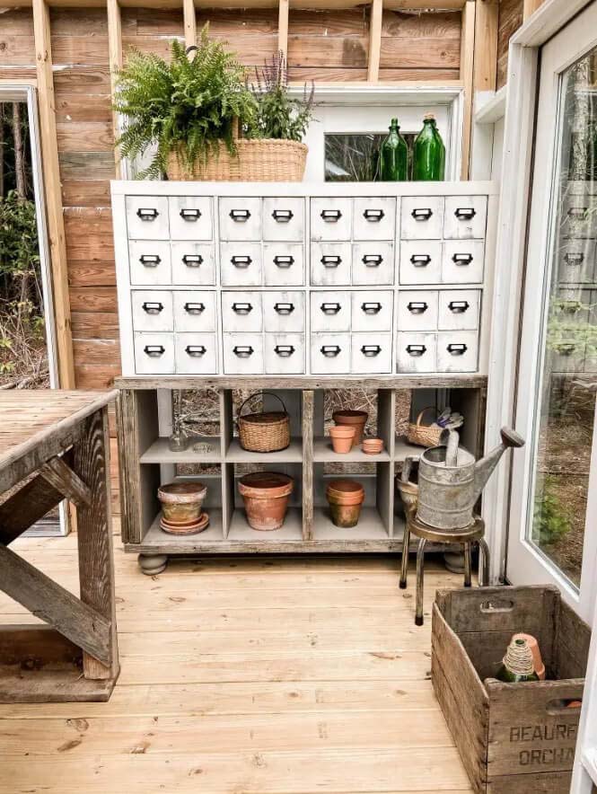 DIY Faux Apothecary Cabinet #rustic #storage #organization #decorhomeideas