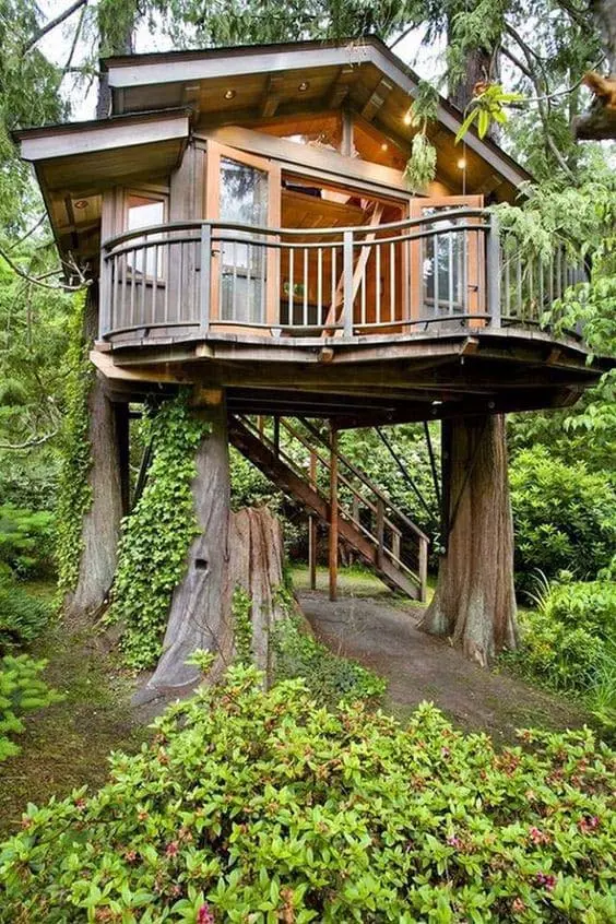 Гостевой дом на дереве Elegant Backyard #backyardhouse #decorhomeideas