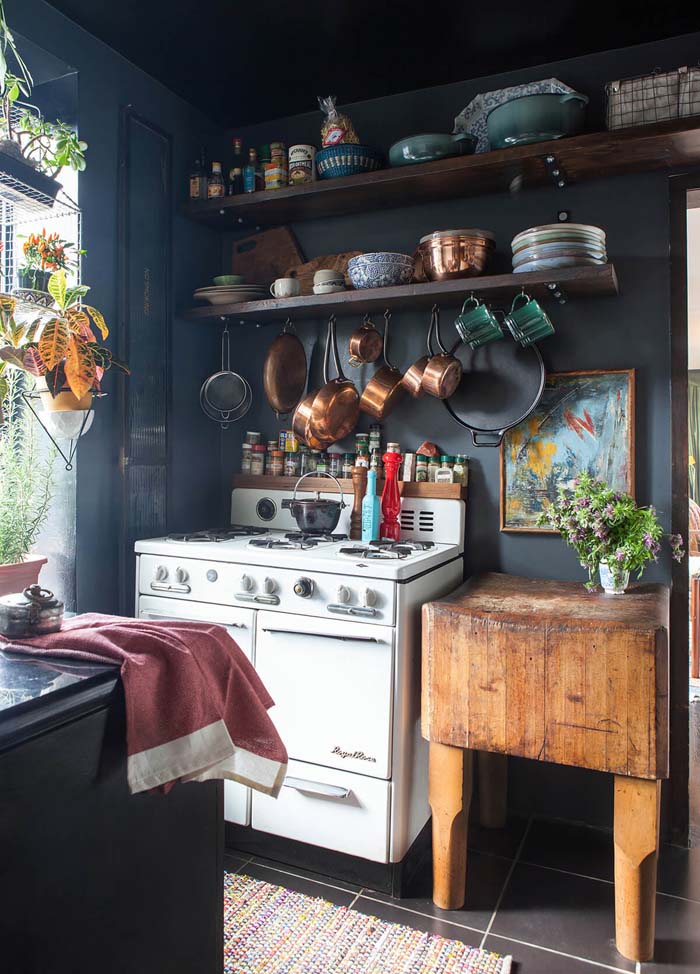 Beautiful Chaos Blue Cottage Kitchen #cottage #kitchen #decorhomeideas