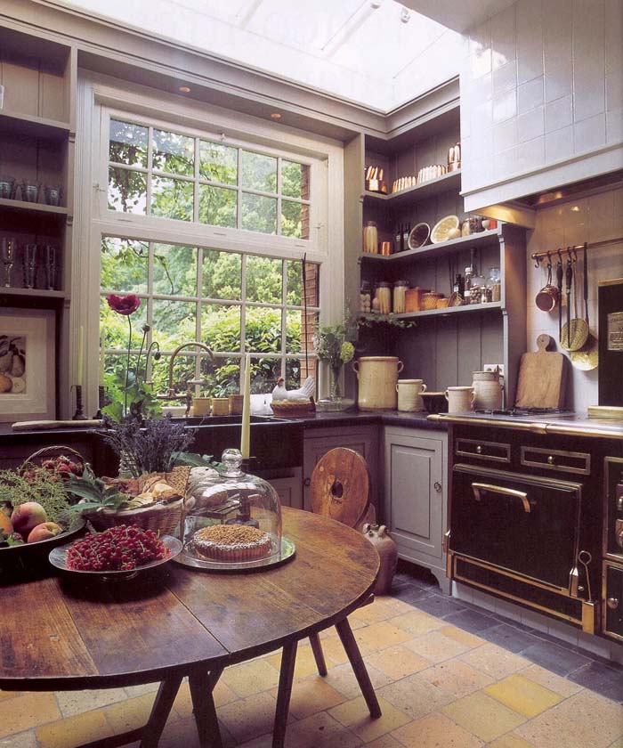 Идеальный коттедж с видом на кухню #cottage #kitchen #decorhomeideas